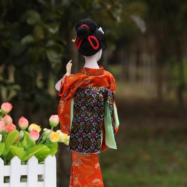 Japanese Geisha Doll